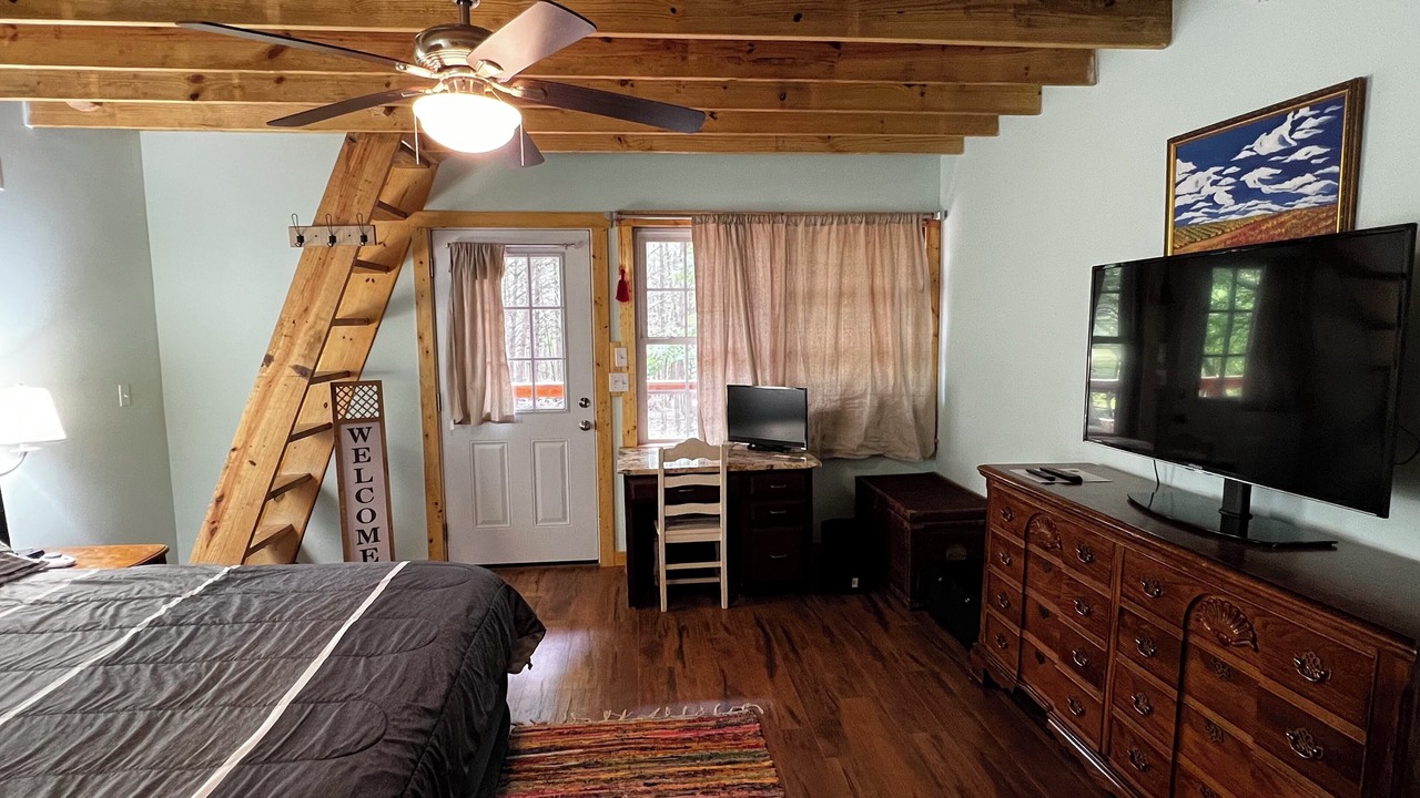 Photo of Bedroom in Mill Spring