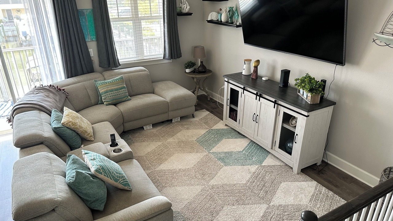 Photo of Livingroom in Pinellas Point