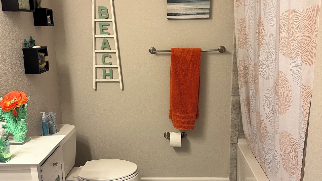 Photo of Bathroom in Pinellas Point