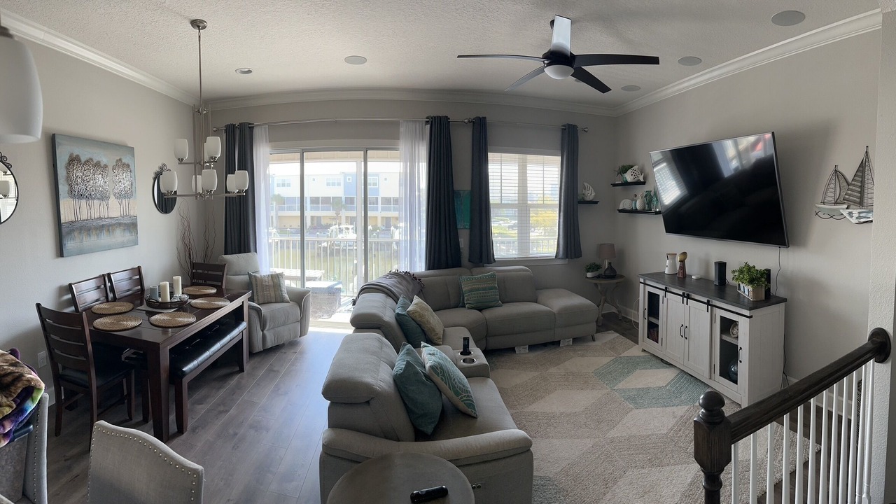 Photo of Livingroom in Pinellas Point