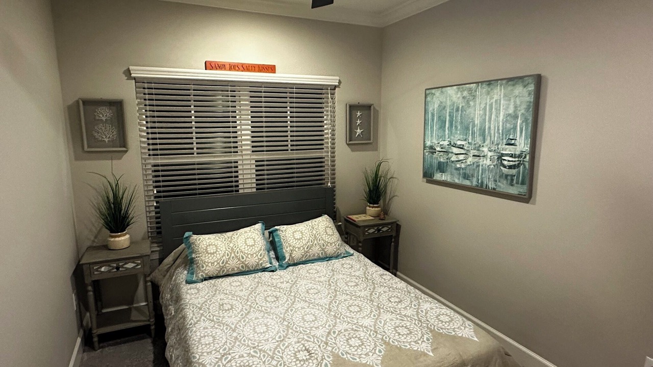 Photo of Bedroom in Pinellas Point