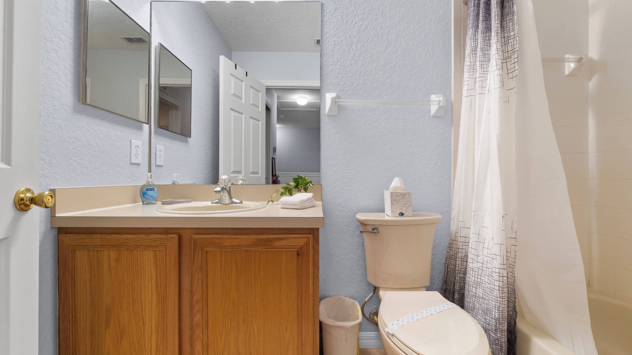 Photo of Bathroom in Regal Palms