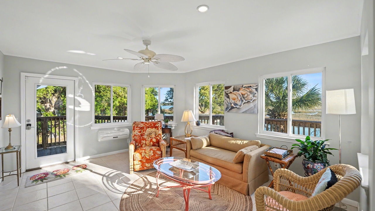 Photo of Livingroom in Beaufort