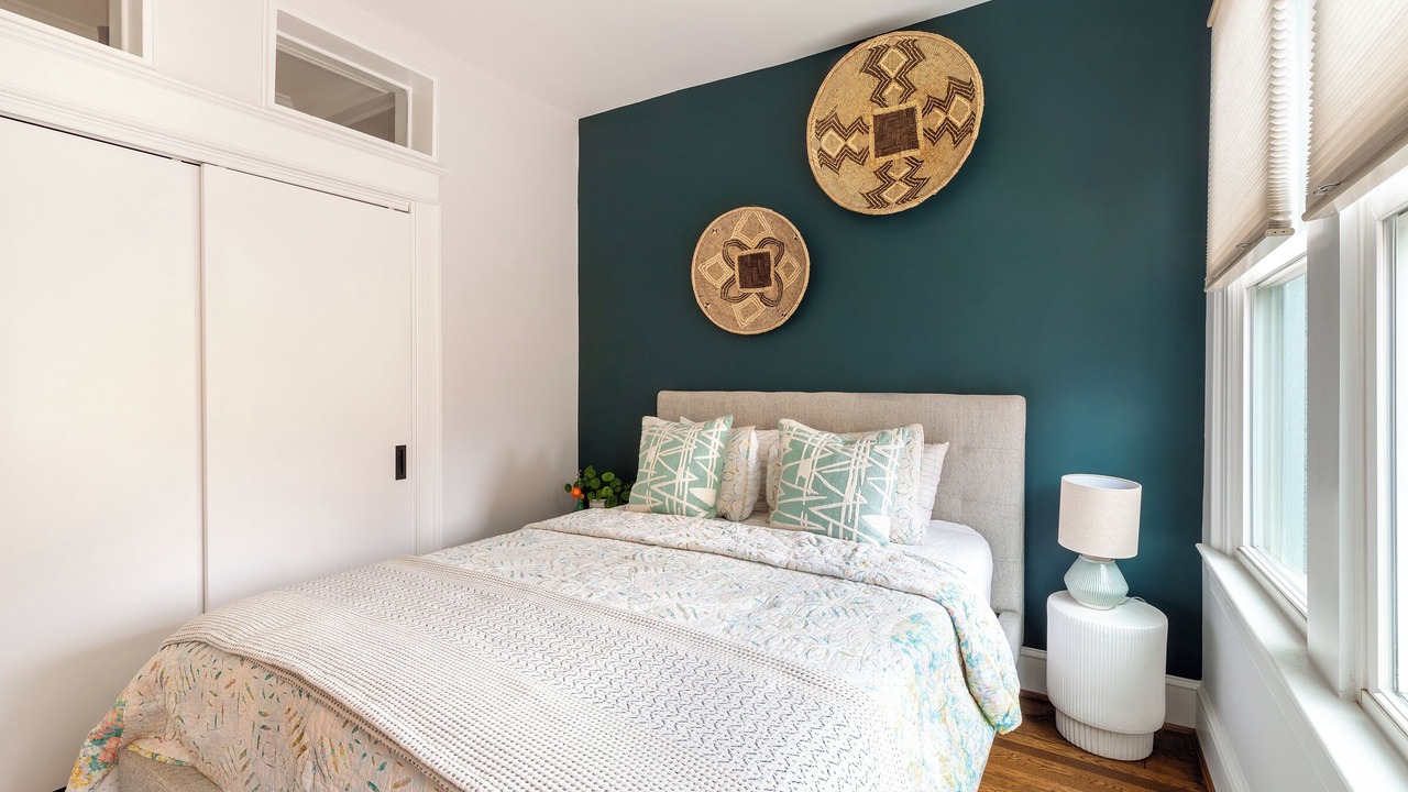 Photo of Bedroom in Cleveland Park