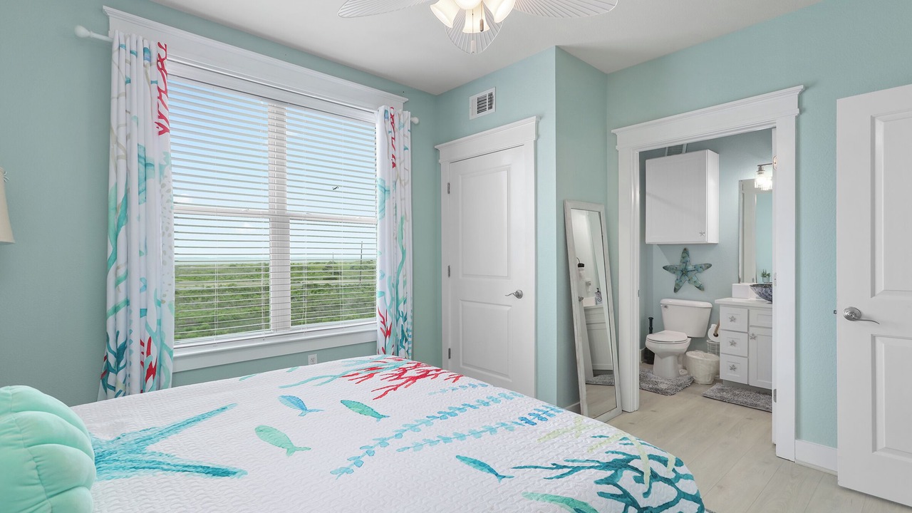 Photo of Bathroom in Red Fish Cove