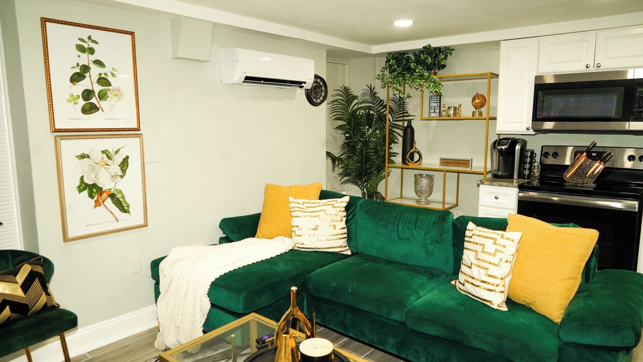 Photo of Livingroom in Mount Pleasant
