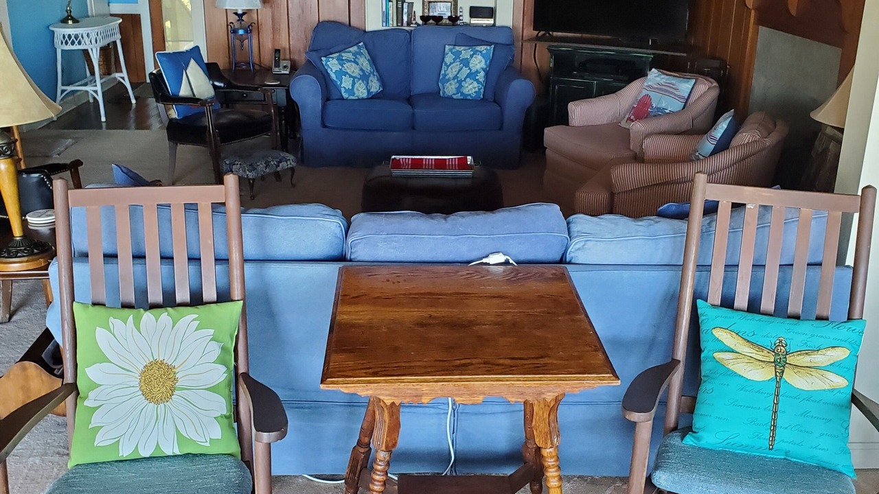 Photo of Livingroom in White Lake
