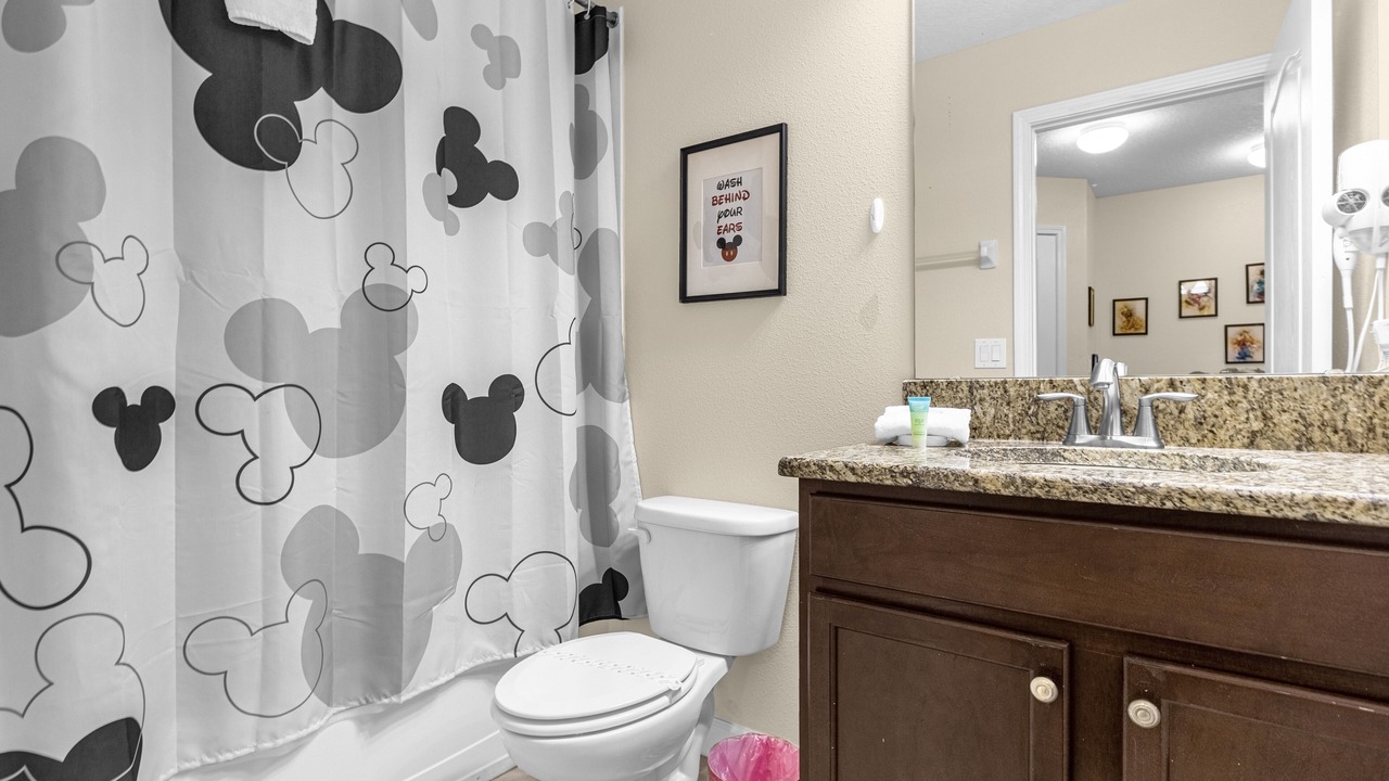 Photo of Bathroom in Lindfields
