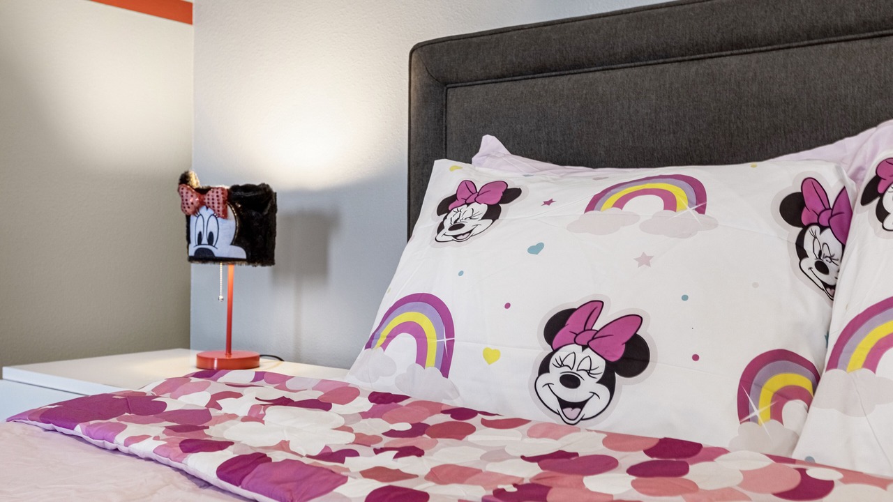 Photo of Bedroom in Lindfields