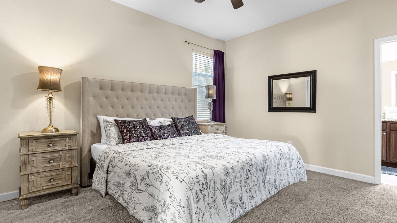 Photo of Bedroom in Lindfields