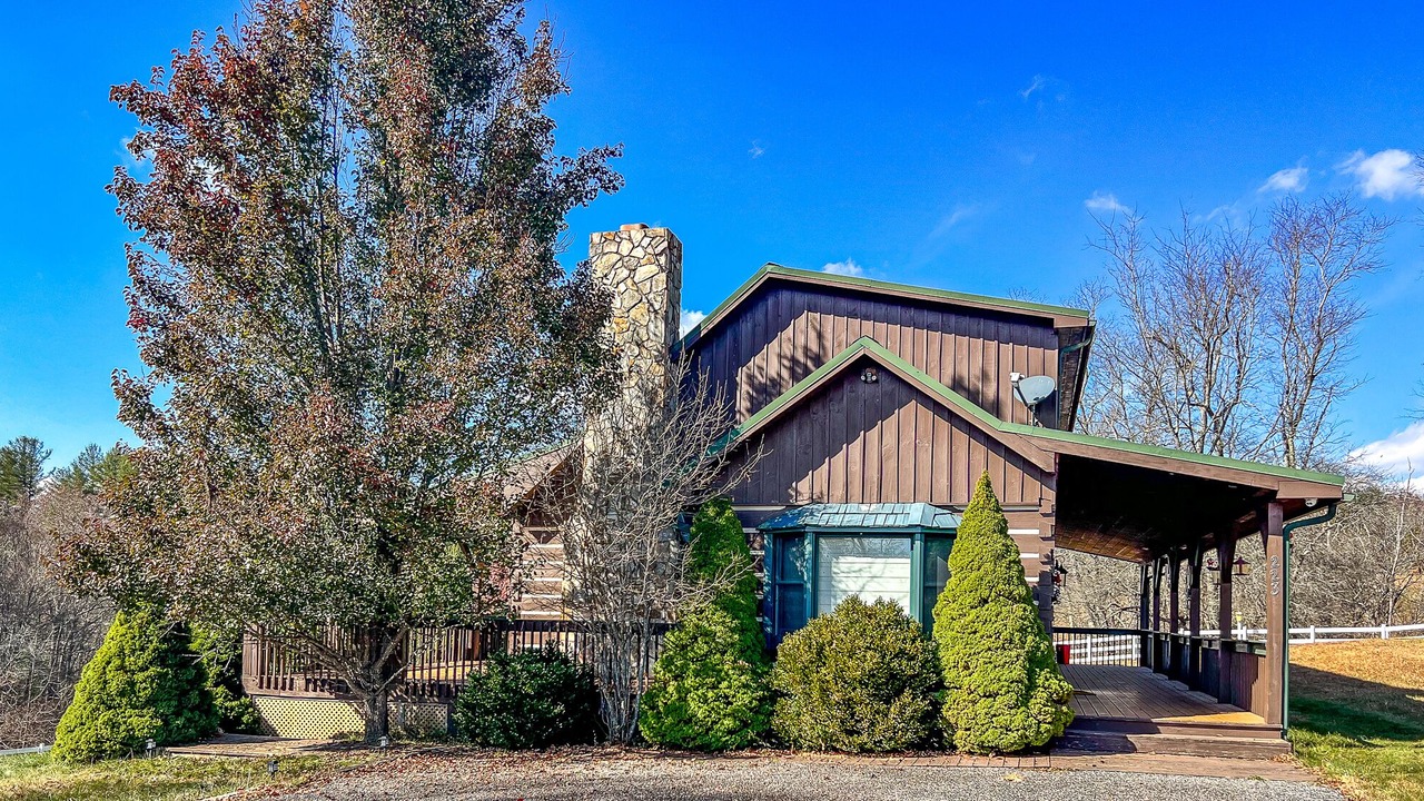 Photo of Outdoor in Grassy Creek