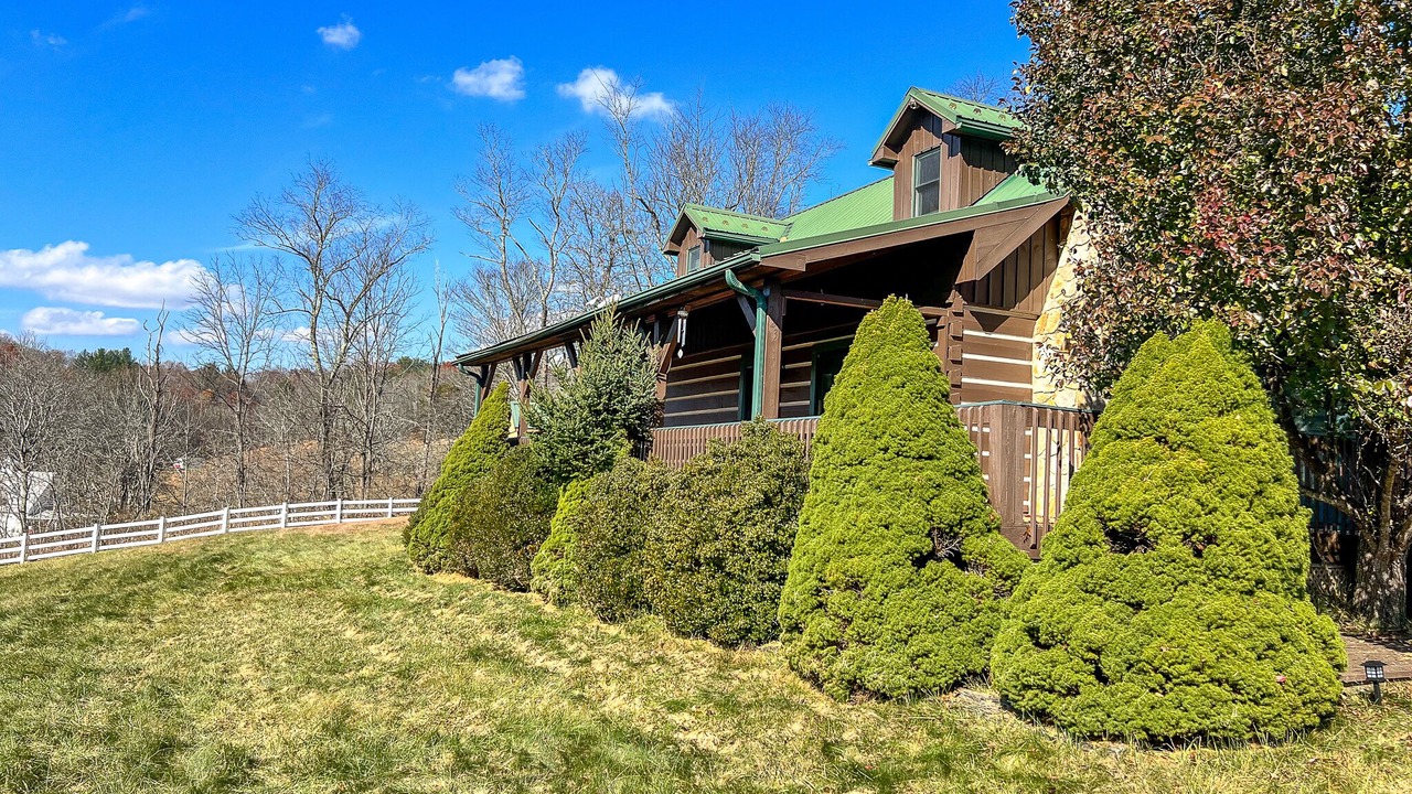 Photo of Outdoor in Grassy Creek
