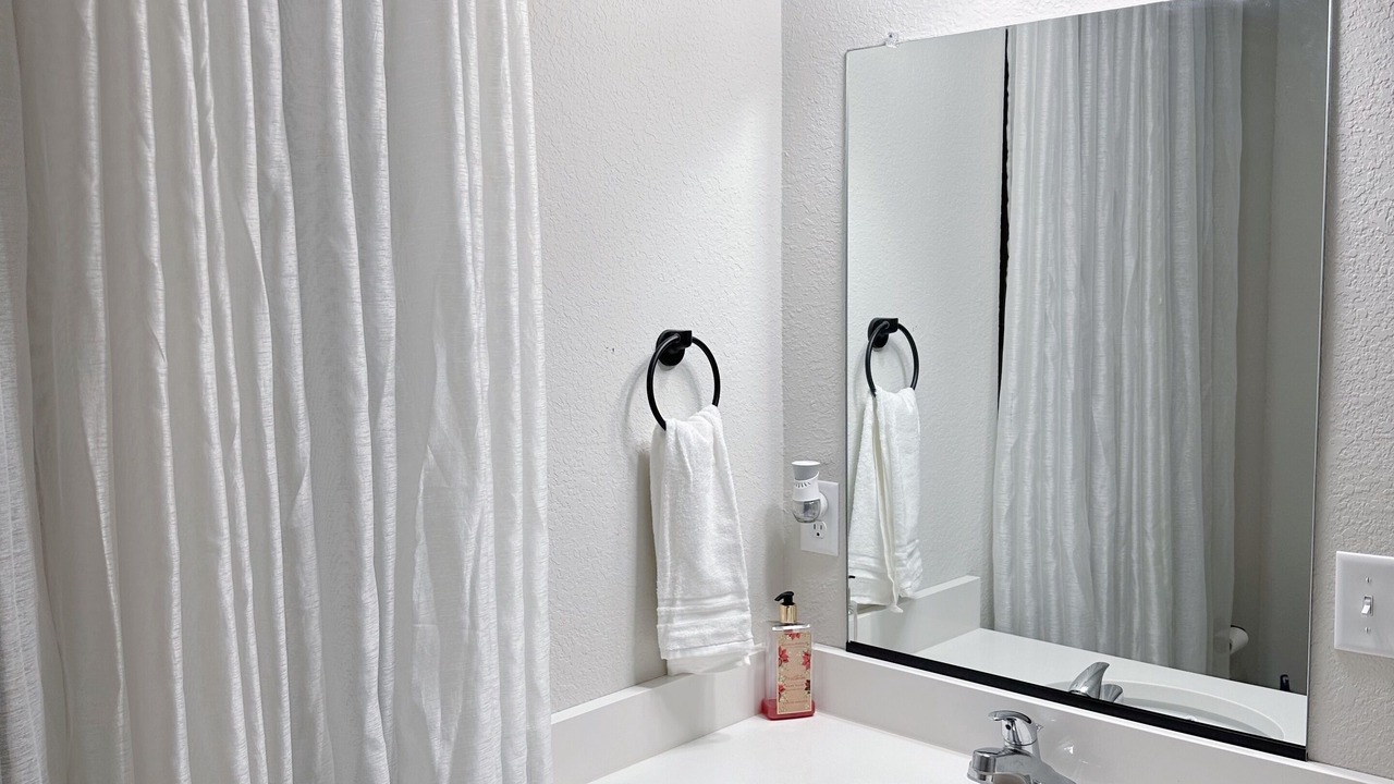 Photo of Bathroom in Elizabeth City