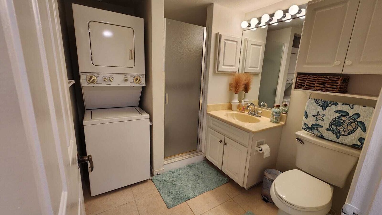 Photo of Bathroom in Pinellas Point