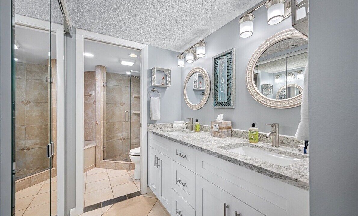 Photo of Bathroom in Sand Key