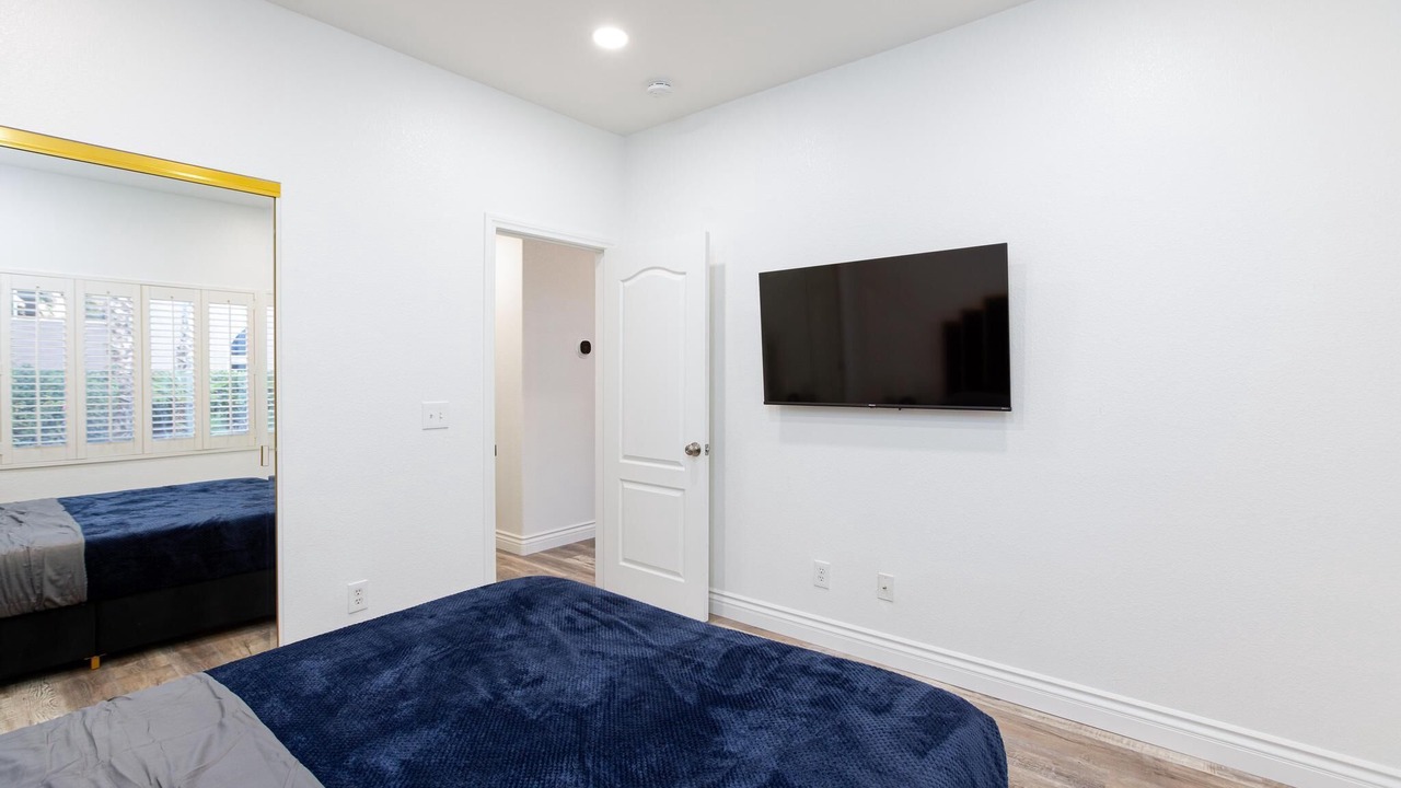 Photo of Bedroom in Spring Valley