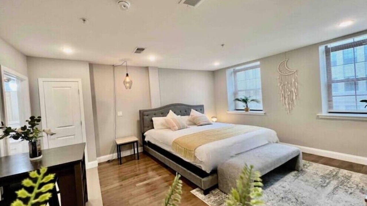 Photo of Bedroom in Logan Square