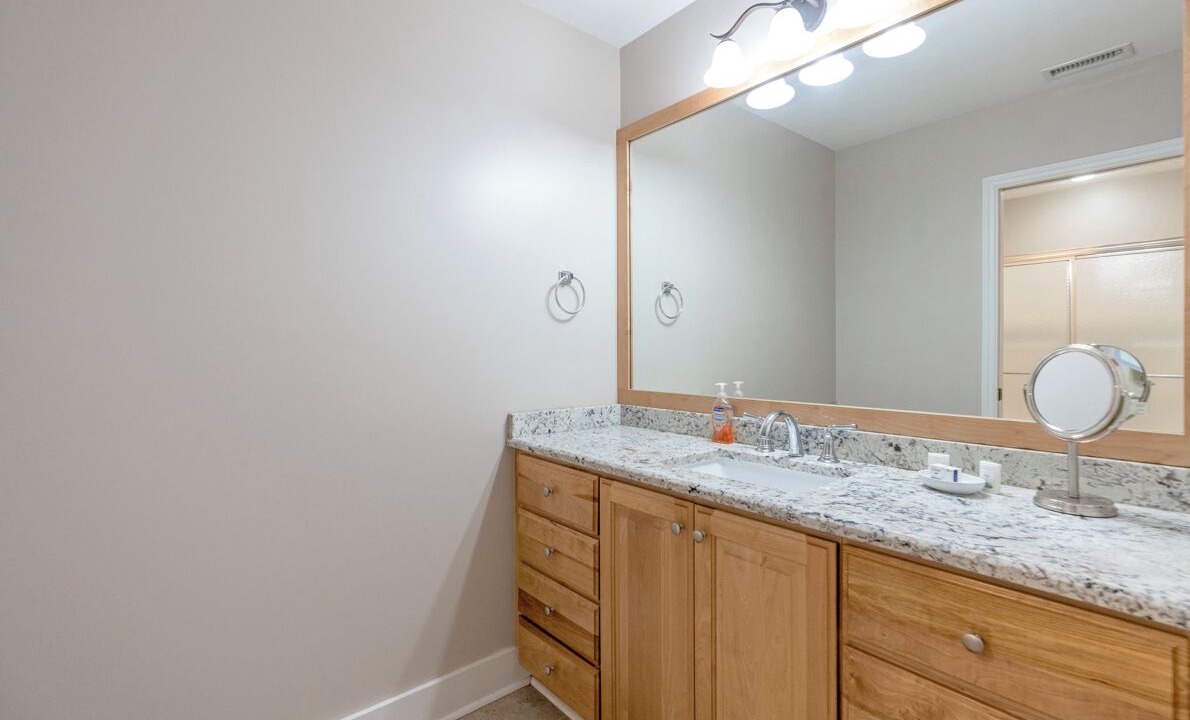 Photo of Bathroom in Foscoe
