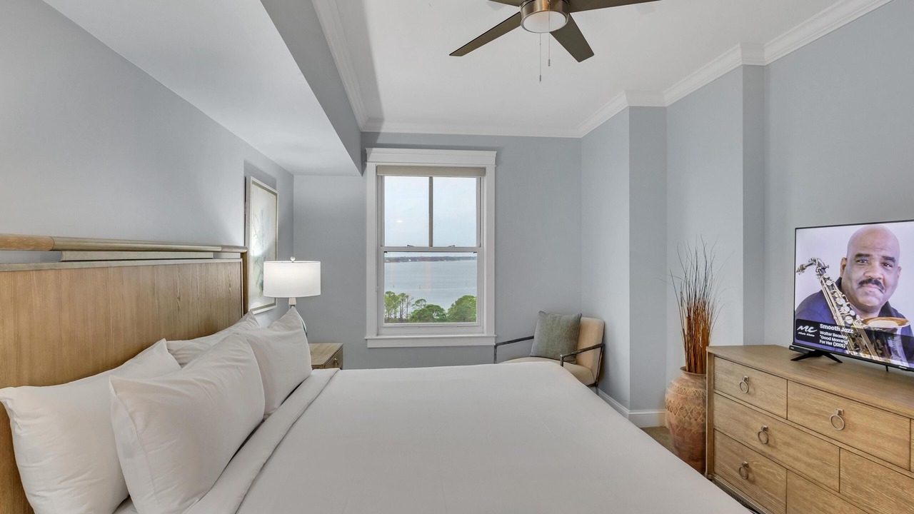 Photo of Bedroom in Baytowne Wharf