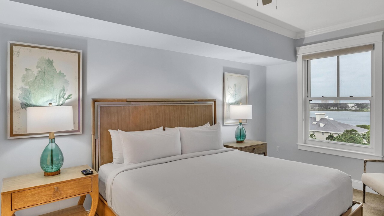 Photo of Bedroom in Baytowne Wharf