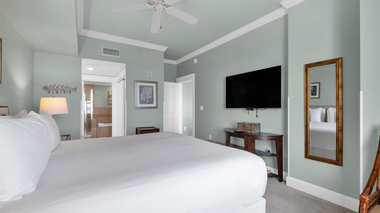 Photo of Bedroom in Baytowne Wharf