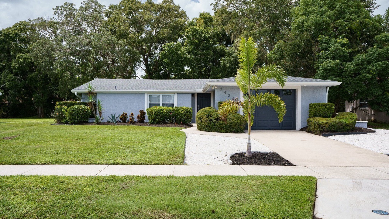 Photo of Outdoor in Gulf Gate Estates