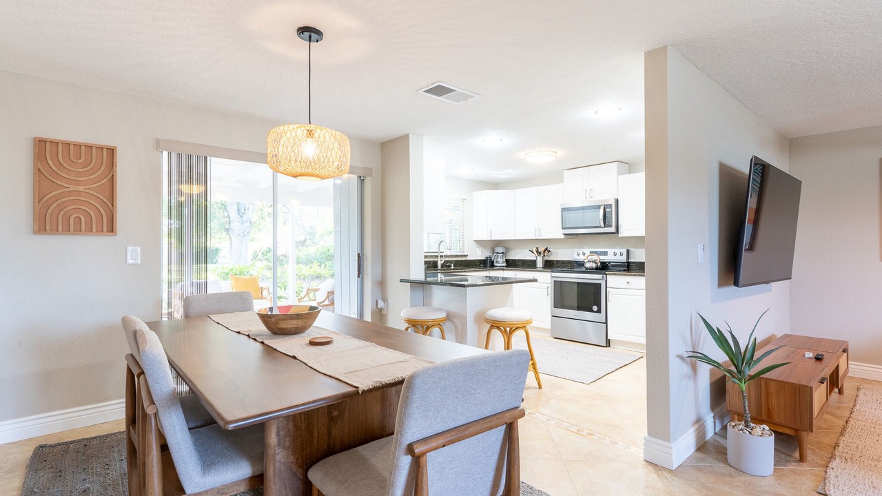Photo of Kitchen in Gulf Gate Estates