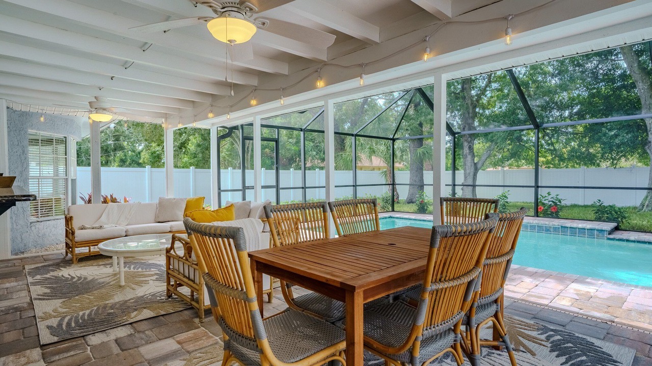 Photo of Outdoor in Gulf Gate Estates