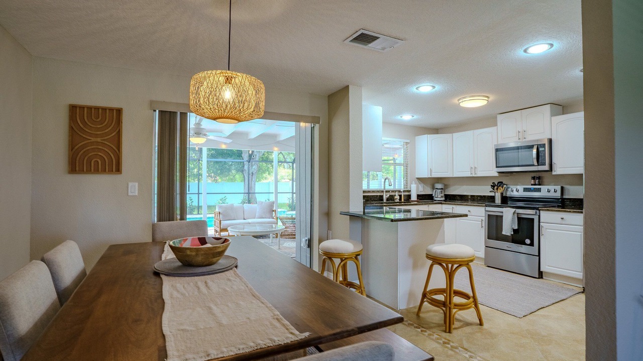 Photo of Kitchen in Gulf Gate Estates