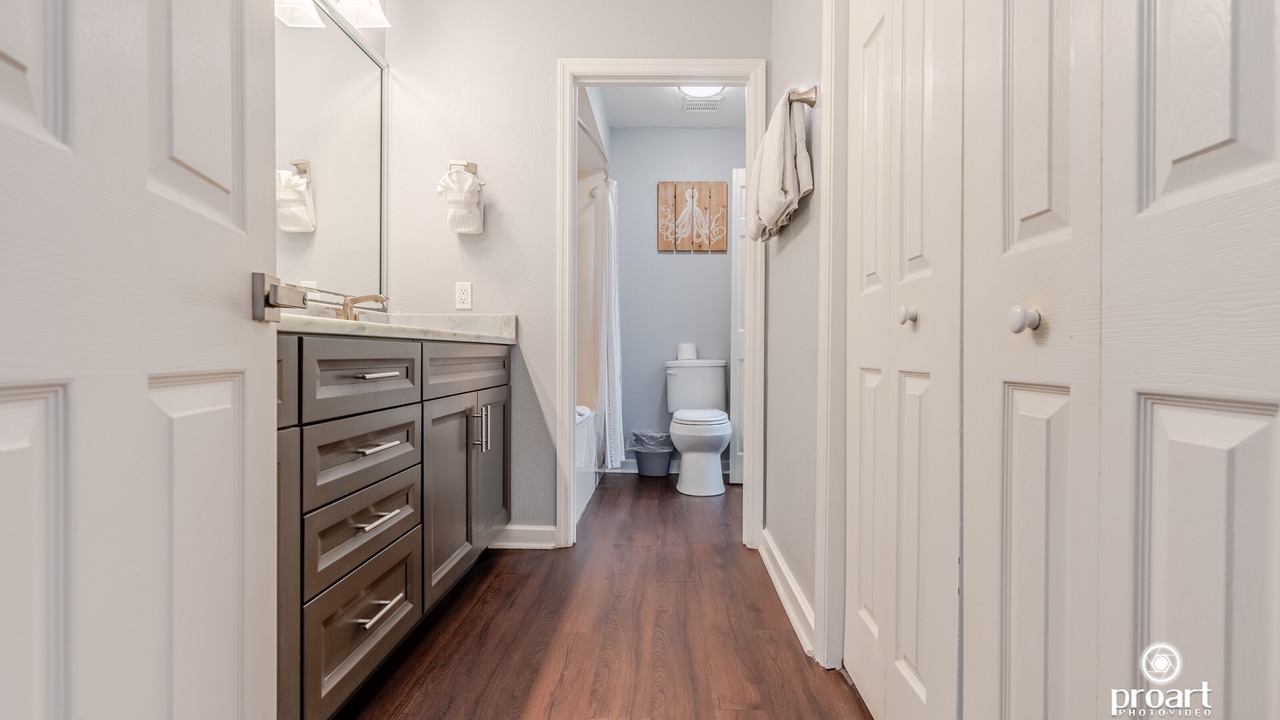 Photo of Bathroom in Holiday Isle