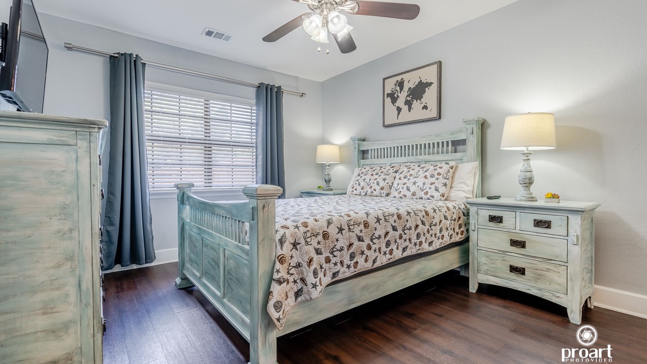 Photo of Bedroom in Holiday Isle