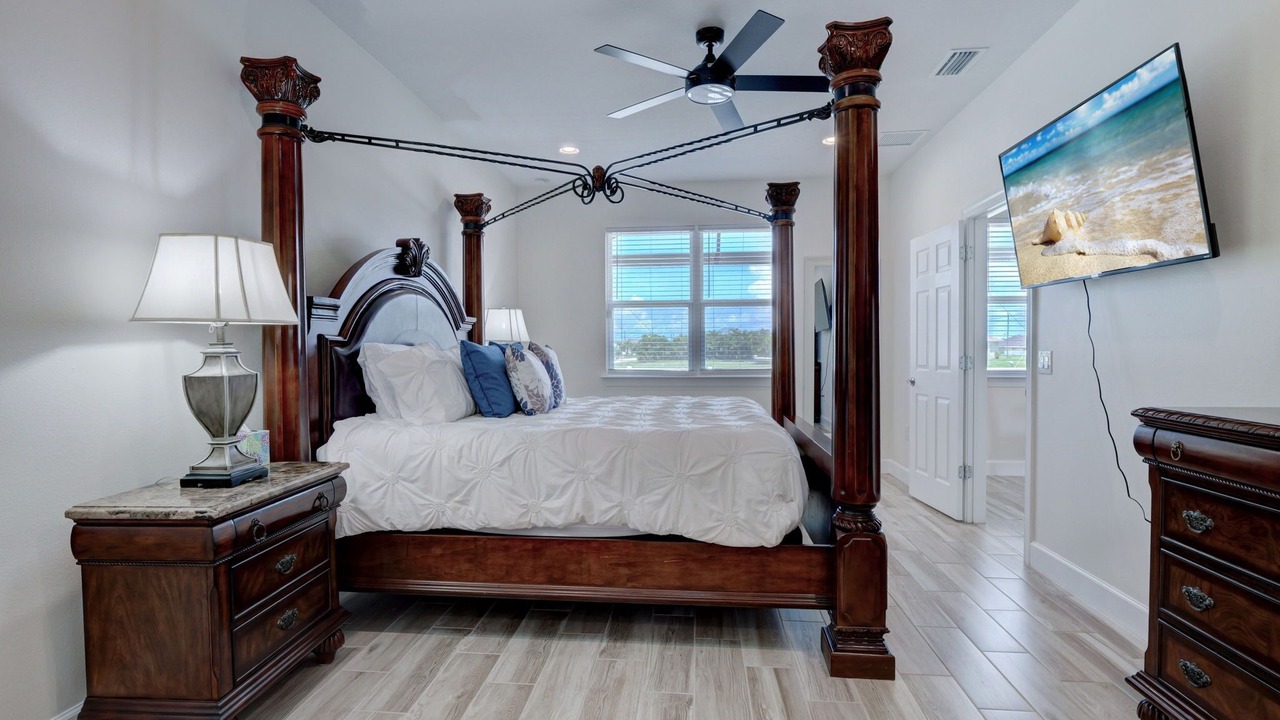 Photo of Bedroom in Burnt Store