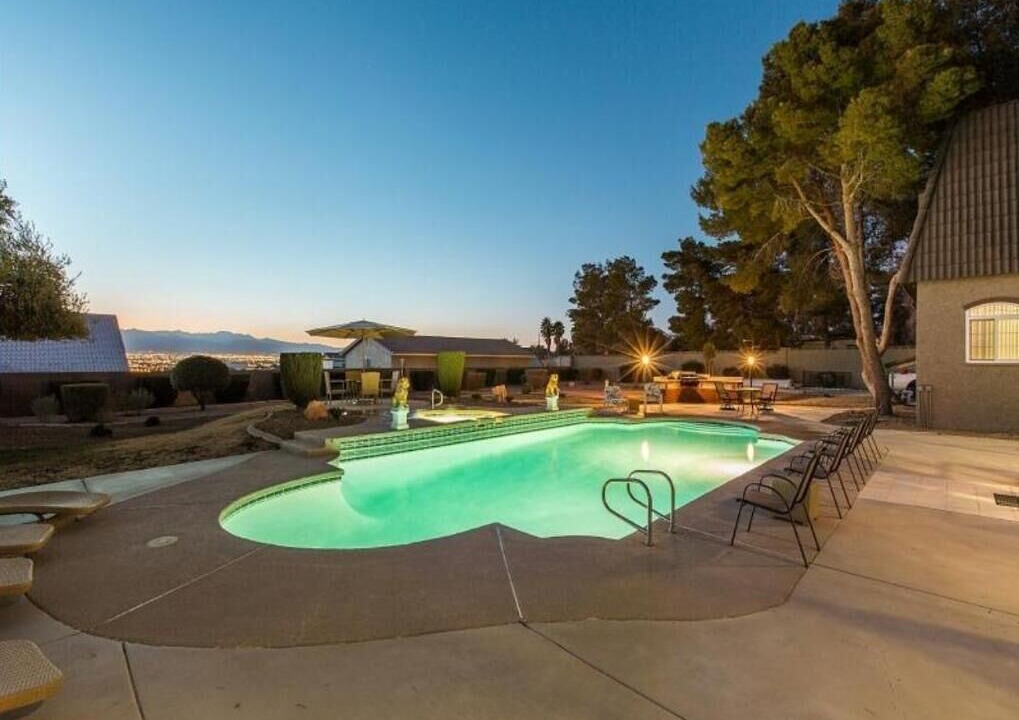 Photo of Outdoor in Sunrise Manor