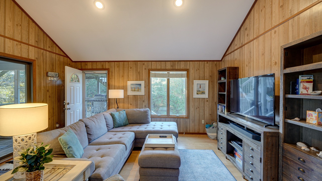 Photo of Bedroom in Southern Shores