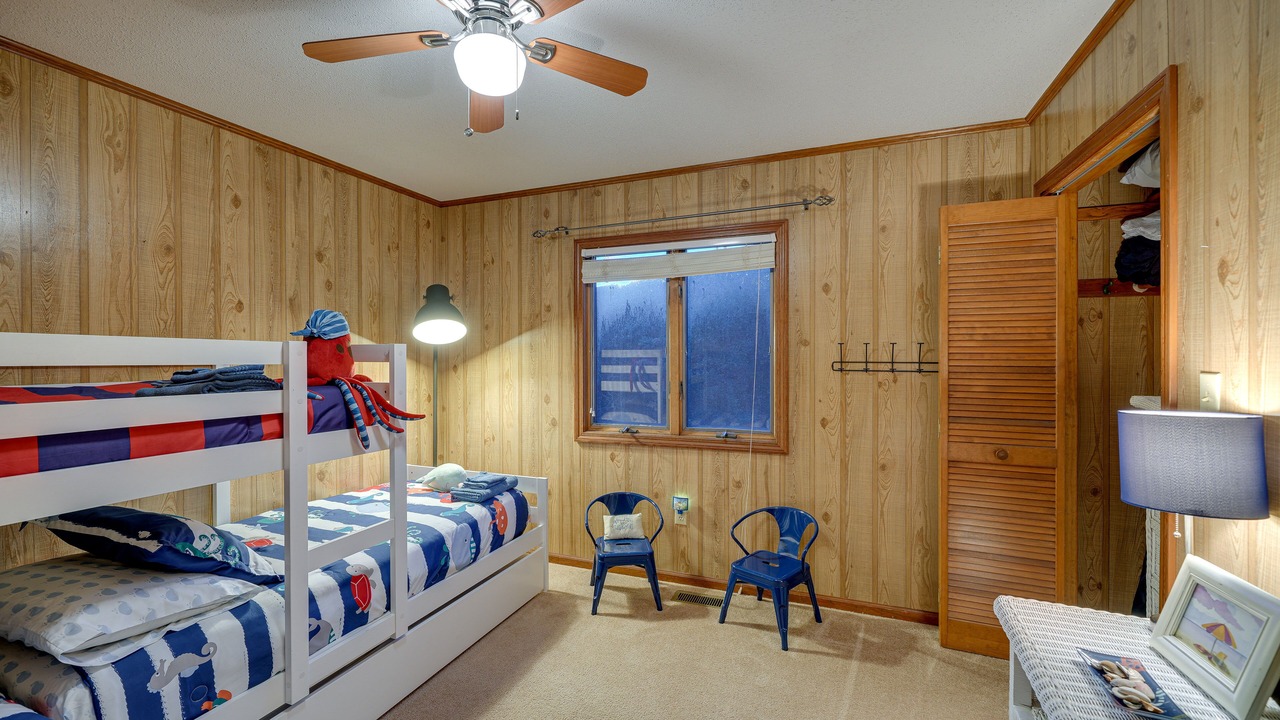 Photo of Bedroom in Southern Shores