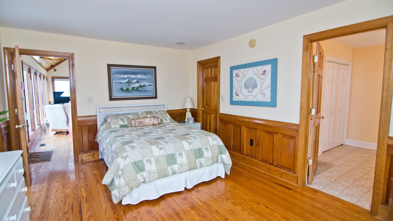 Photo of Bedroom in The Point