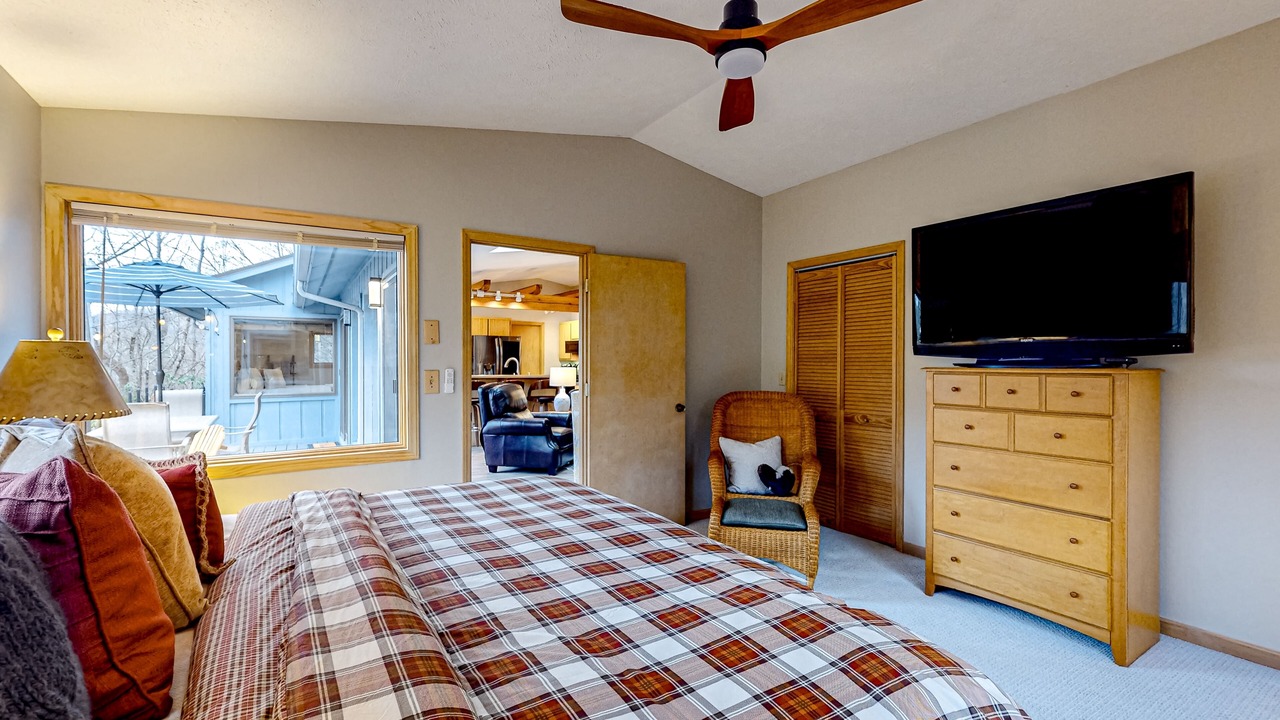 Photo of Bedroom in Mill Ridge