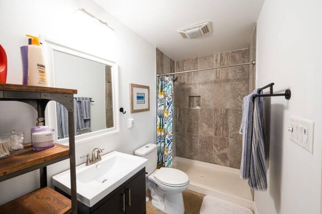 Photo of Bathroom in Biddleville