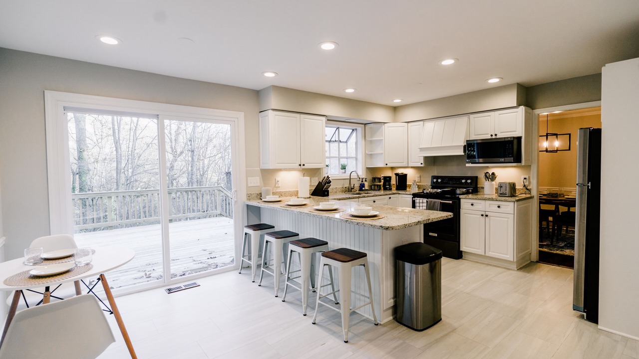 Photo of Kitchen in Baileys Crossroads
