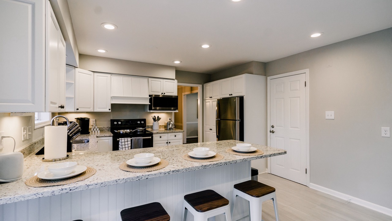 Photo of Kitchen in Baileys Crossroads