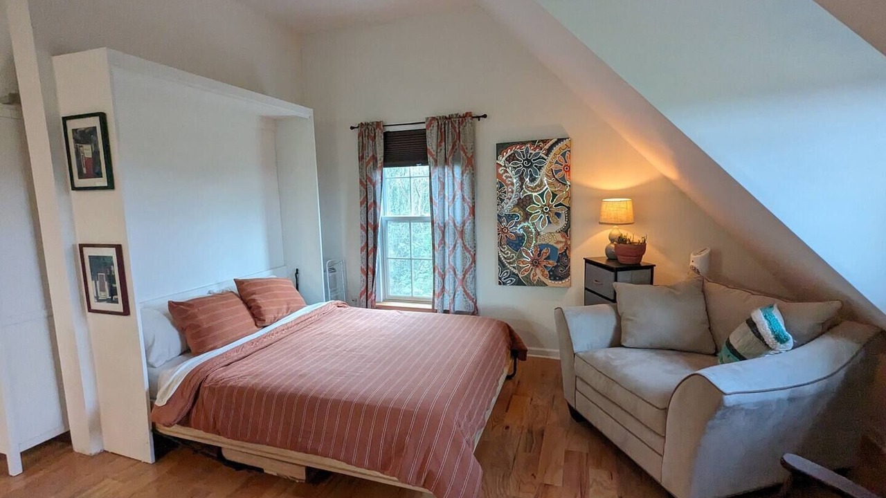 Photo of Bedroom in Schuylerville