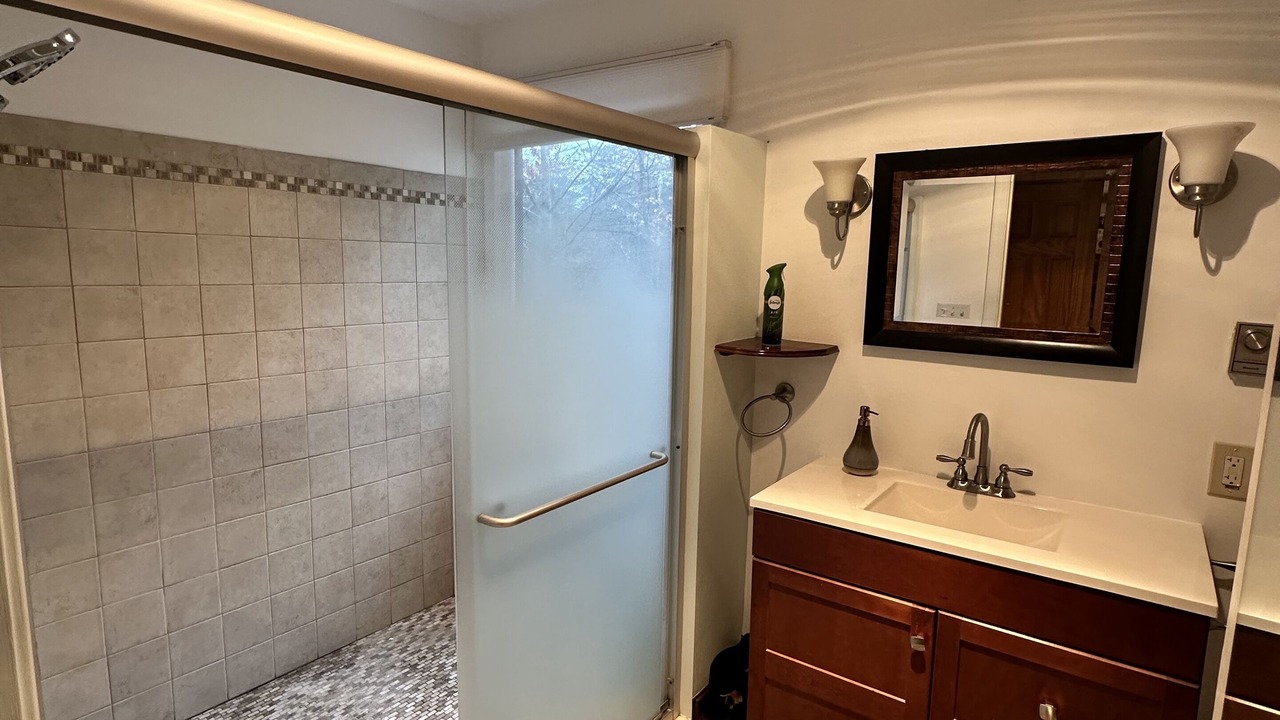 Photo of Bathroom in Berkeley Springs