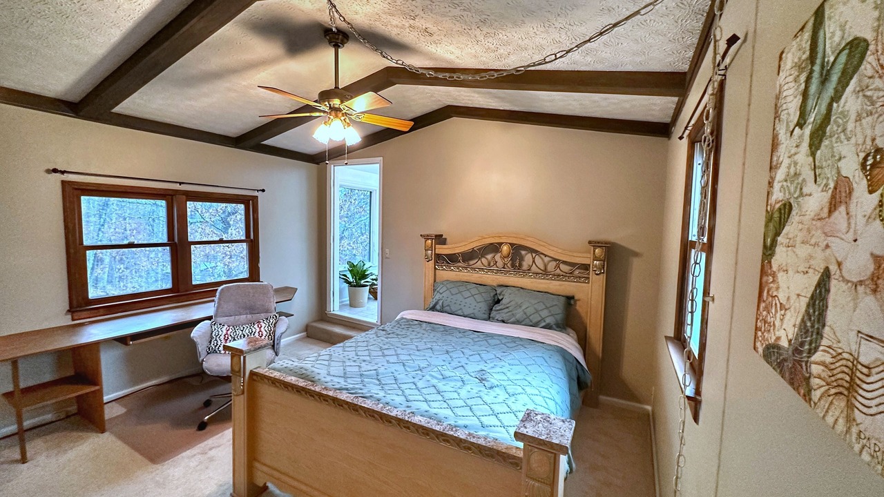 Photo of Bedroom in Berkeley Springs