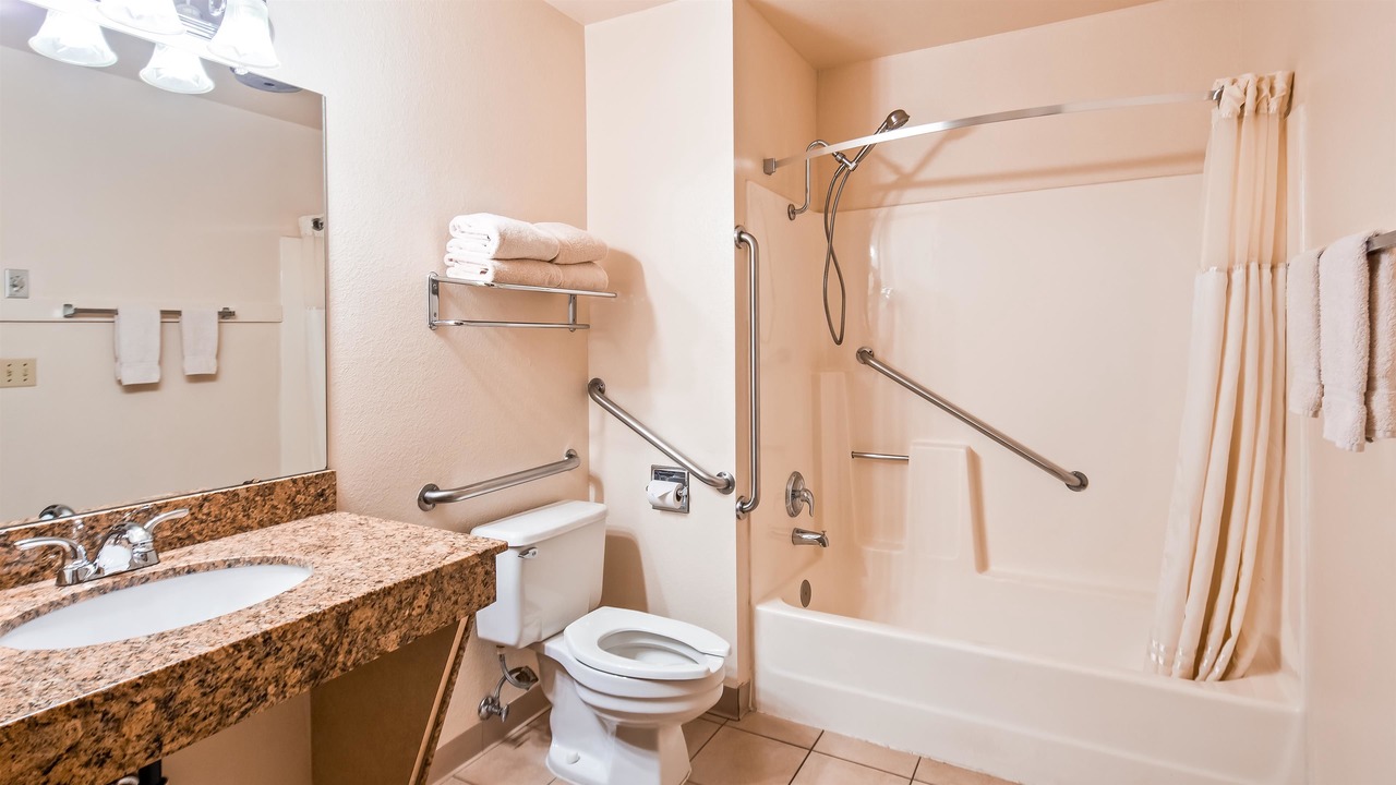 Photo of Bathroom in Pinetop