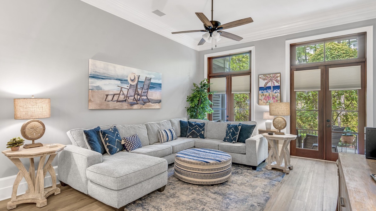 Photo of Livingroom in Baytowne Wharf