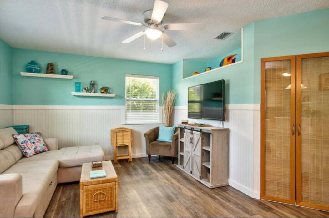 Photo of Livingroom in Indian Rocks Beach