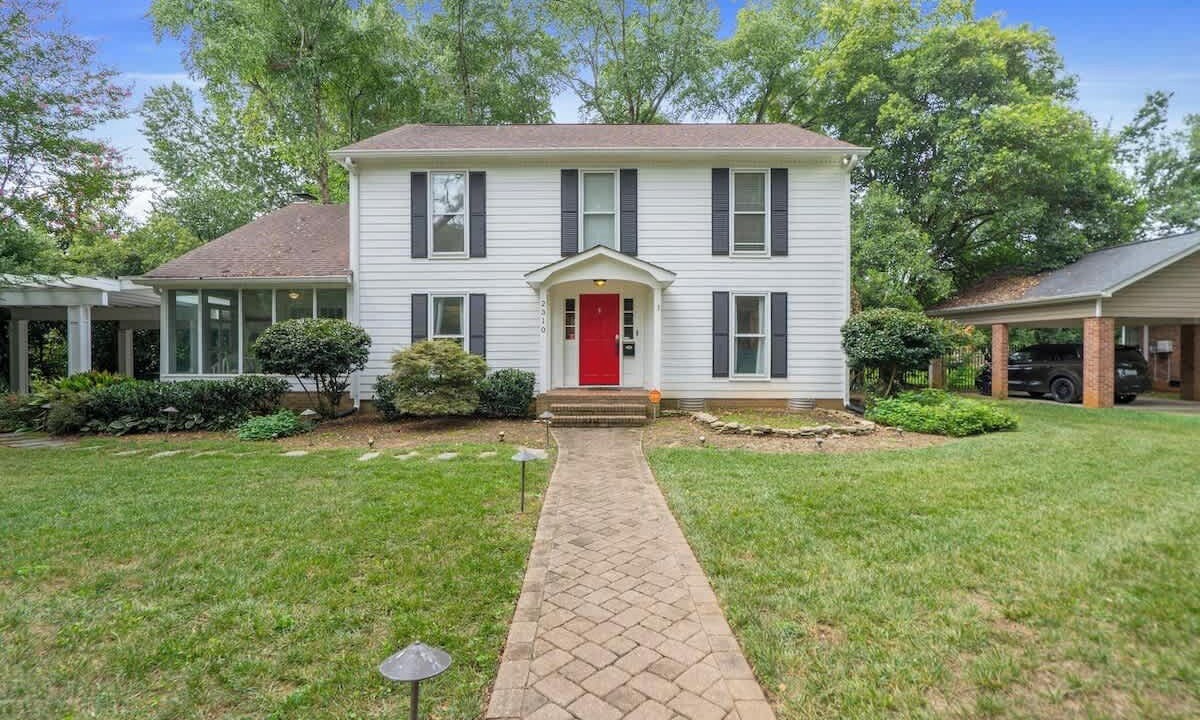 Photo of Outdoor in Myers Park