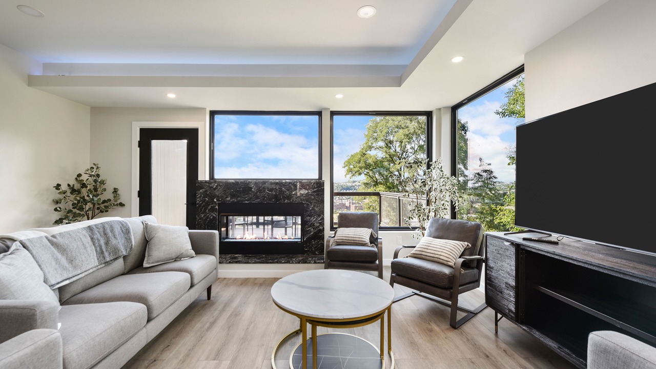 Photo of Livingroom in Pittsburgh