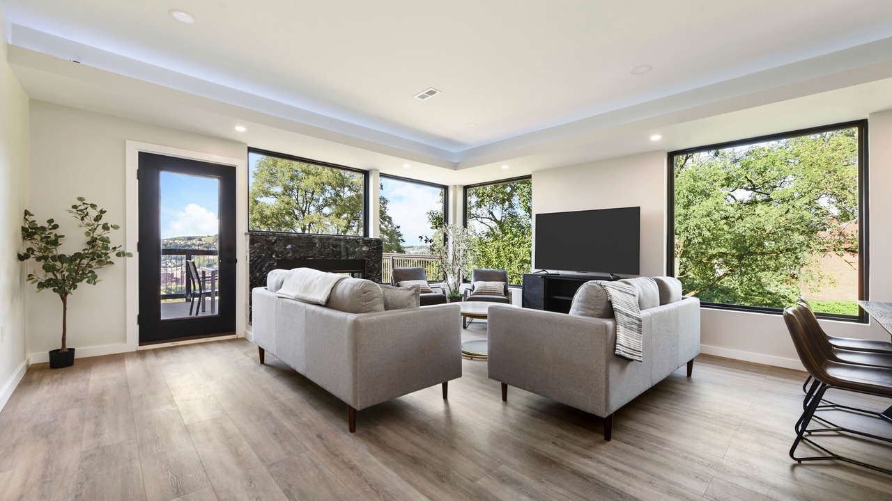 Photo of Livingroom in Pittsburgh
