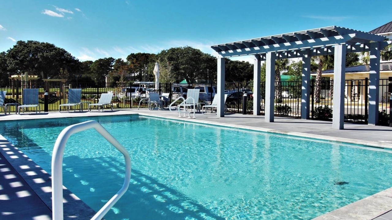 Photo of Outdoor in Corolla Light